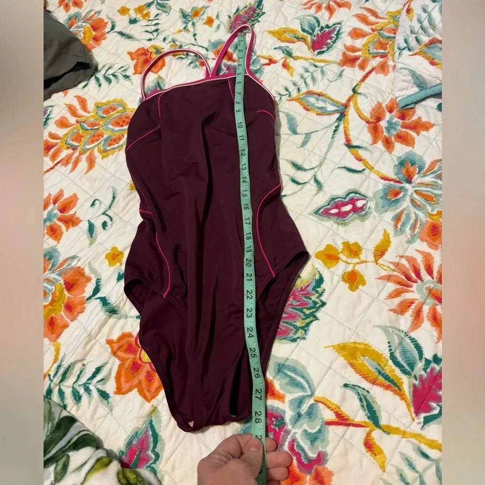 Lands End Size 6 Maroon Pink One Piece Swimsuit Bathing Underwire Classic